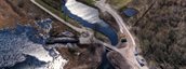 Dronefoto: het vlonderpad en brug